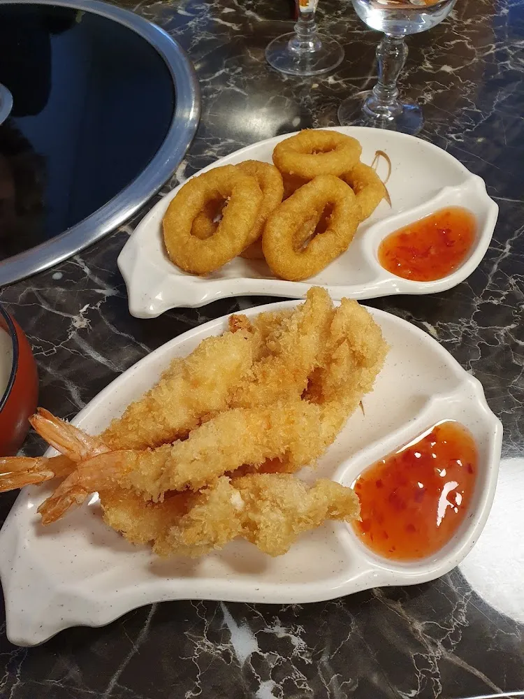 Tempura de Crevette Et Beignets de Calamars Frits